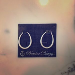 Companions Earring Set